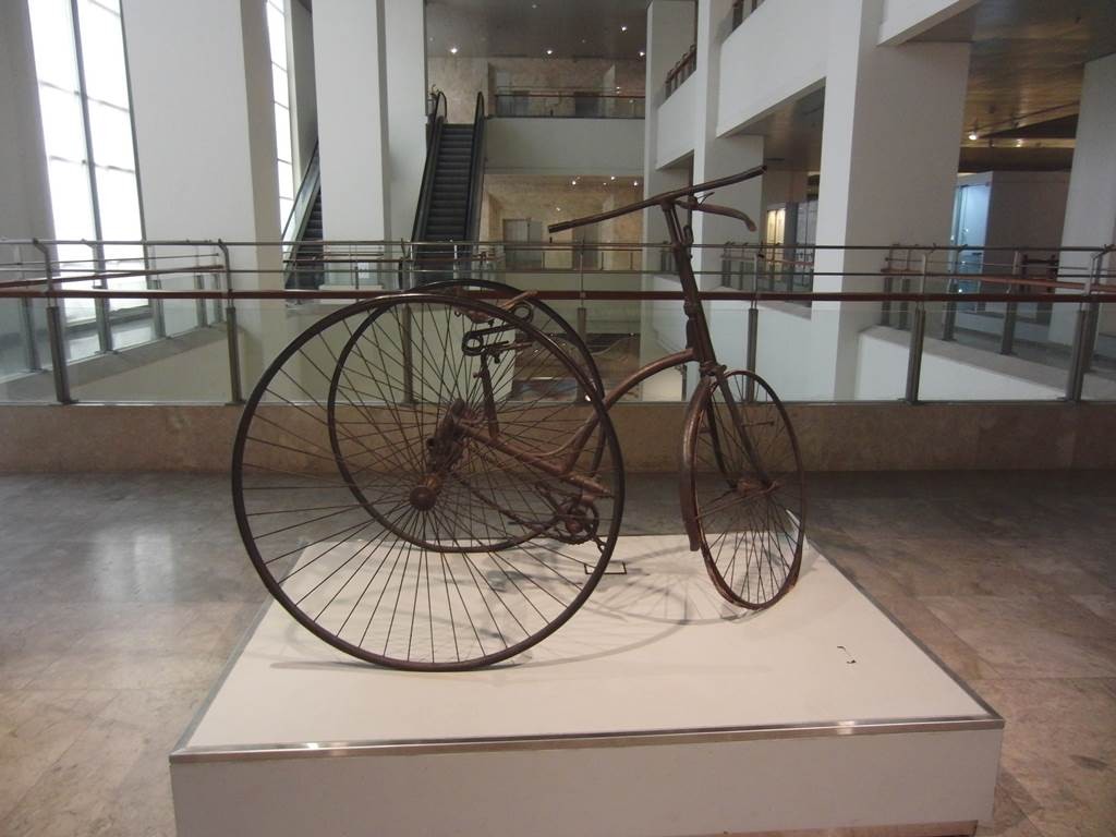 昔のインドネシアの自転車